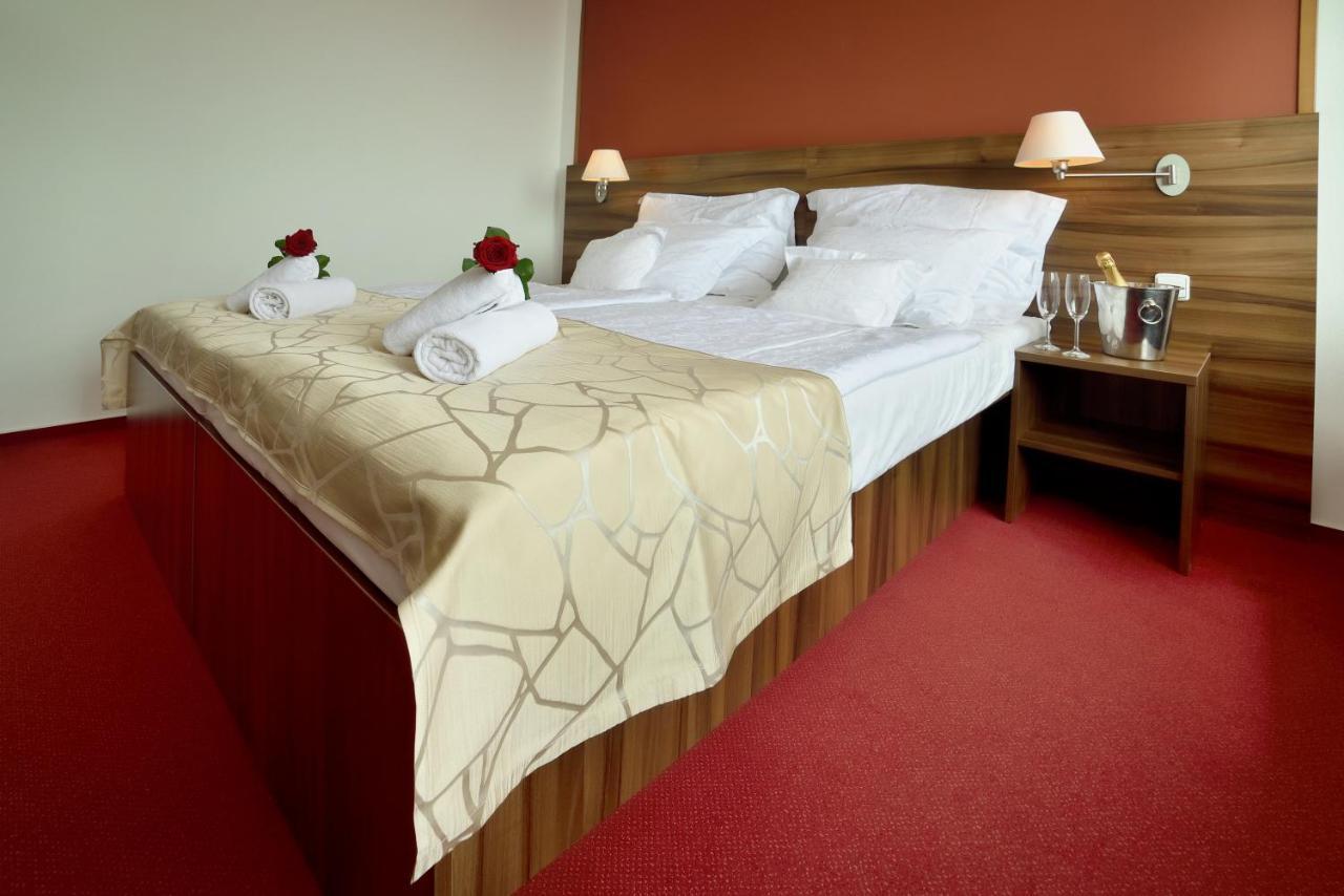 Palcat Hotel 3*